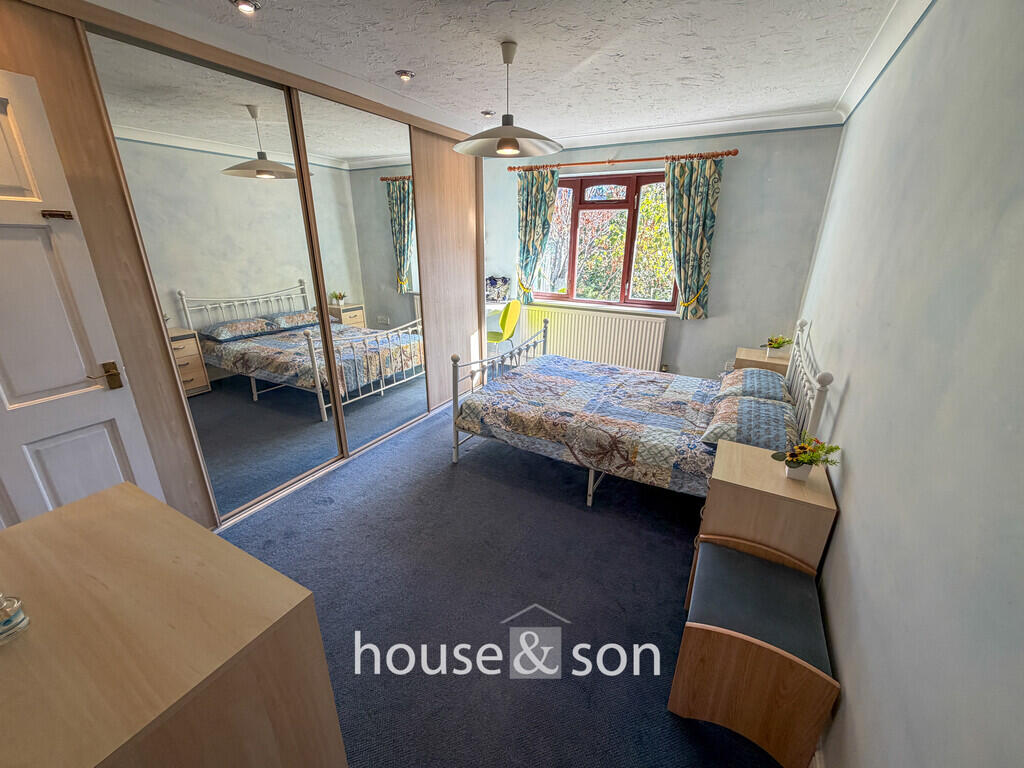 Apartment in Bournemouth - View 5