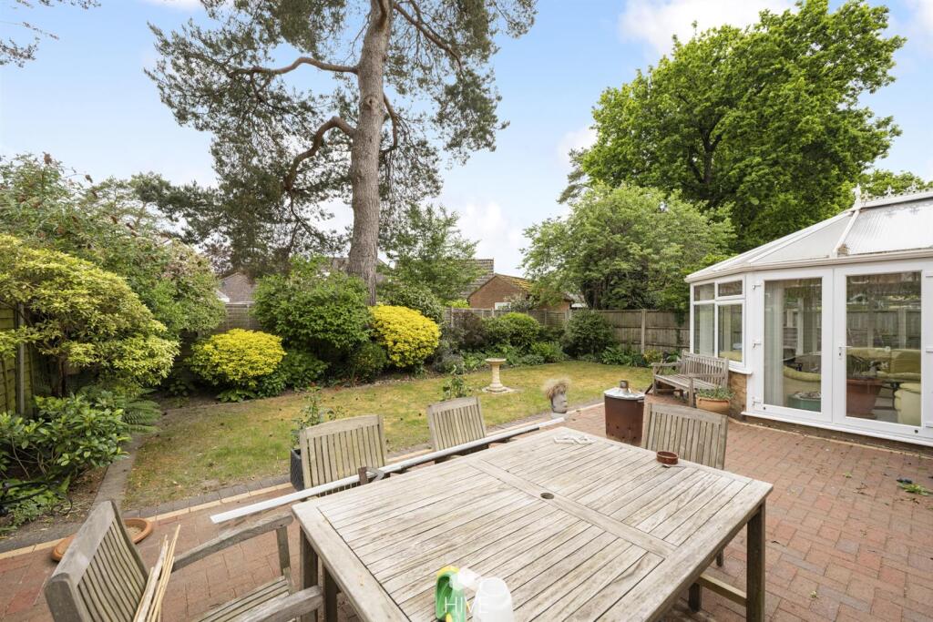 House in Verwood, Dorset - View 5