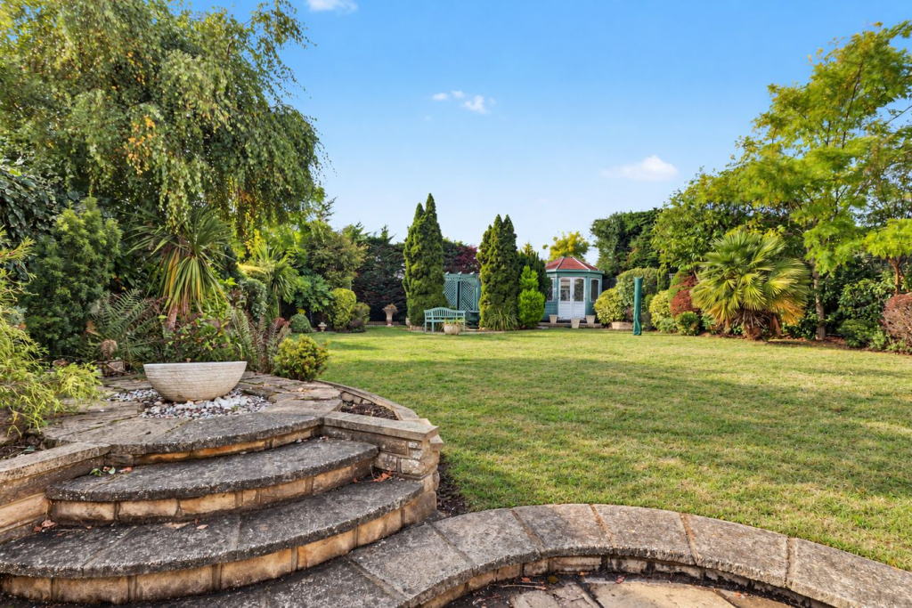House in Southend-on-Sea, Essex - View 3
