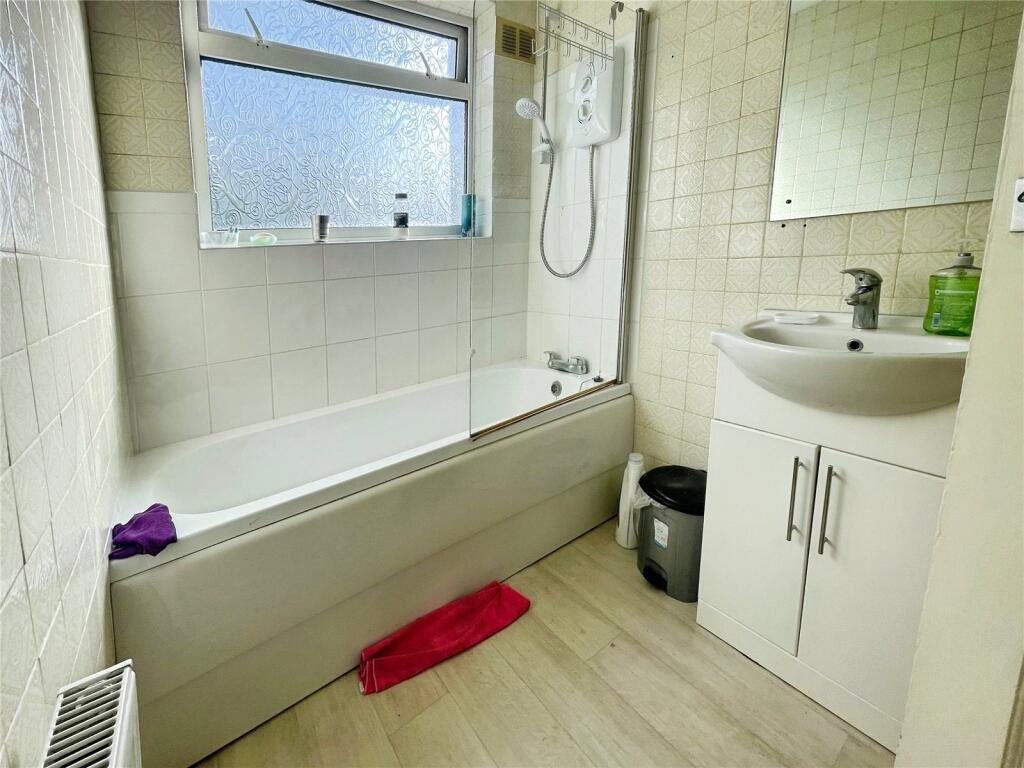 House in Wolverhampton, West Midlands - View 5