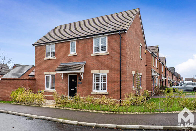 3-bed detached on Ashton Crescent, Pamington, Tewkesbury, GL20, £325,000