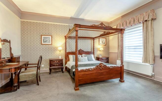 8685240-interior22.jpg