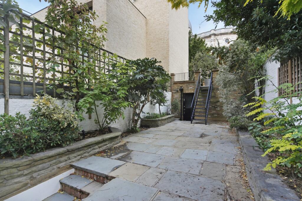 House in London, Hans Town, Chelsea - View 4
