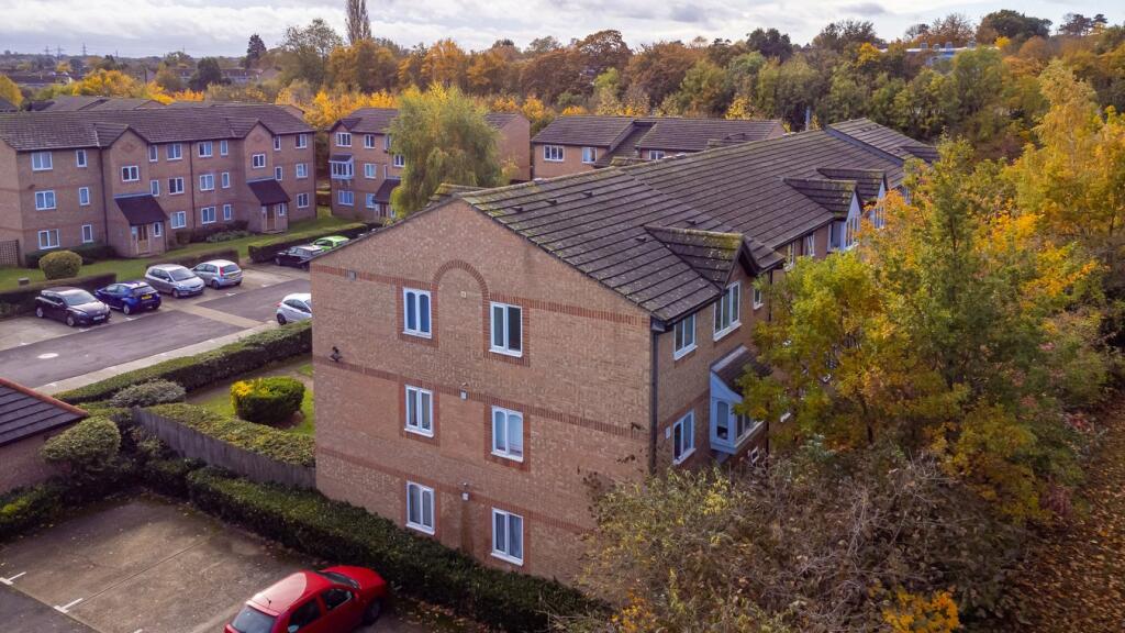 Main image of property: Wedgewood Road, Hitchin, SG4