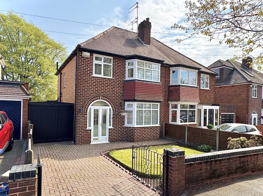 Main image of property: Queens Road, SEDGLEY, DY3 1HL