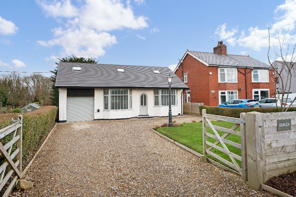 Main image of property: Dunlea, Preston New Road, Samlesbury