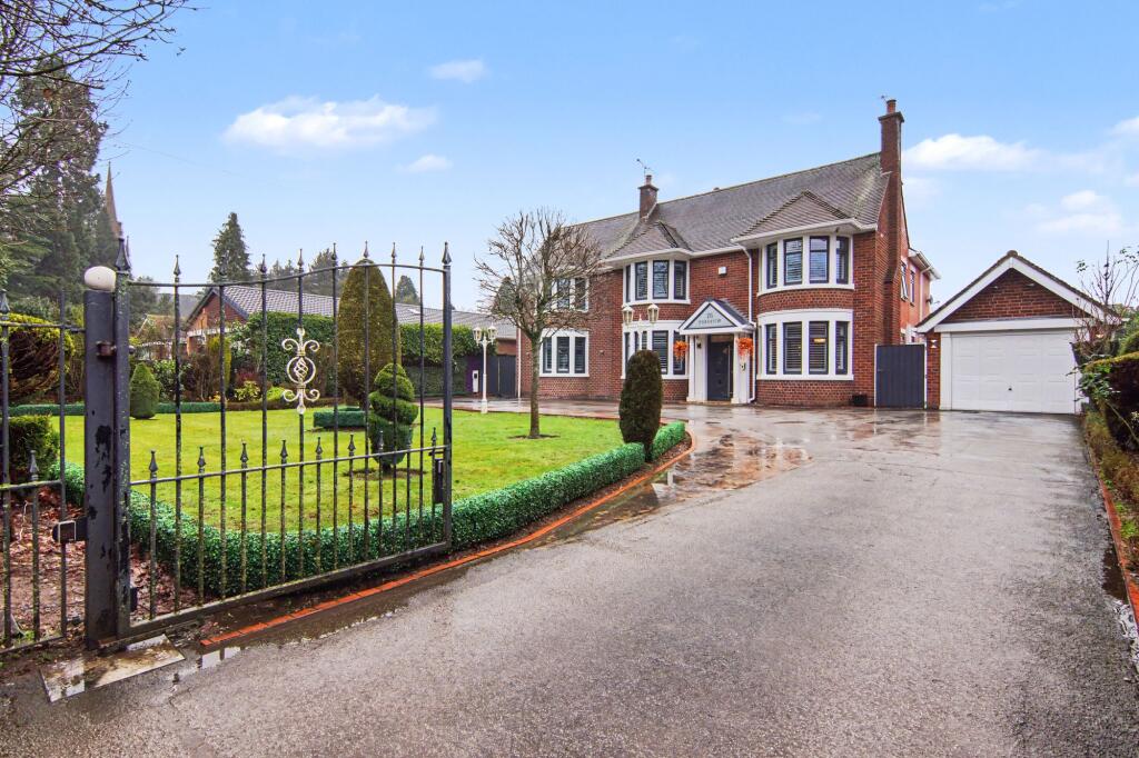 Main image of property: Tamworth Road, Coventry, CV6