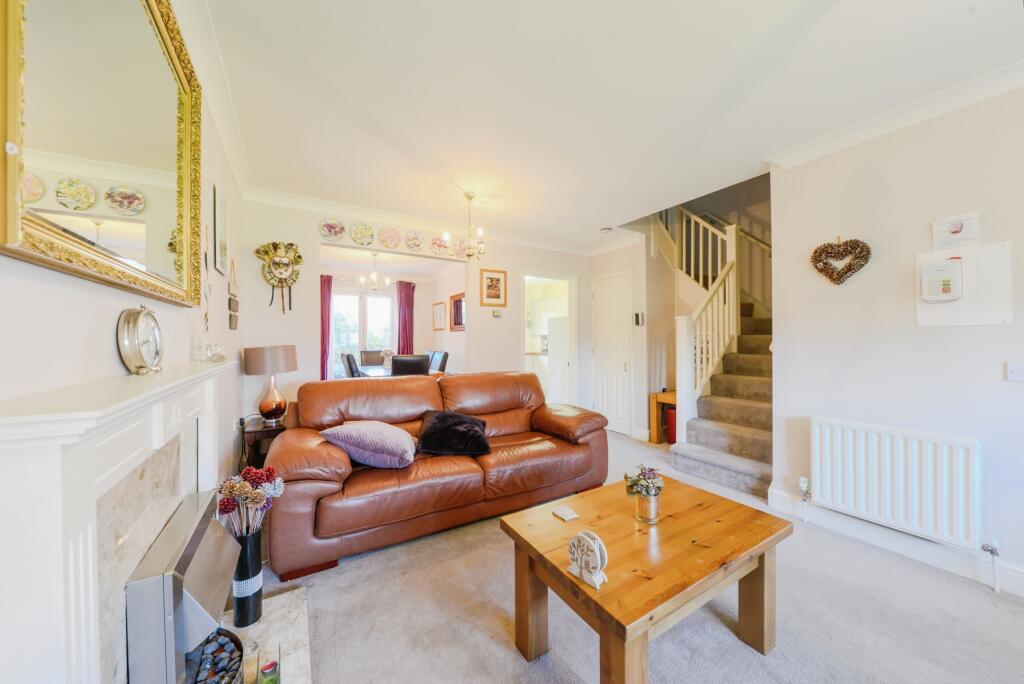 Additional image 4 of Ottway Walk, Welwyn, AL6