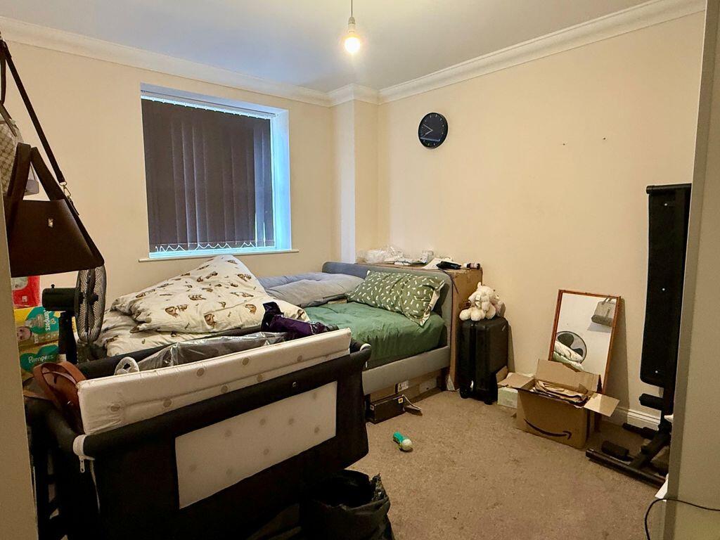 Apartment in Milton Keynes, Shenley Church End - More