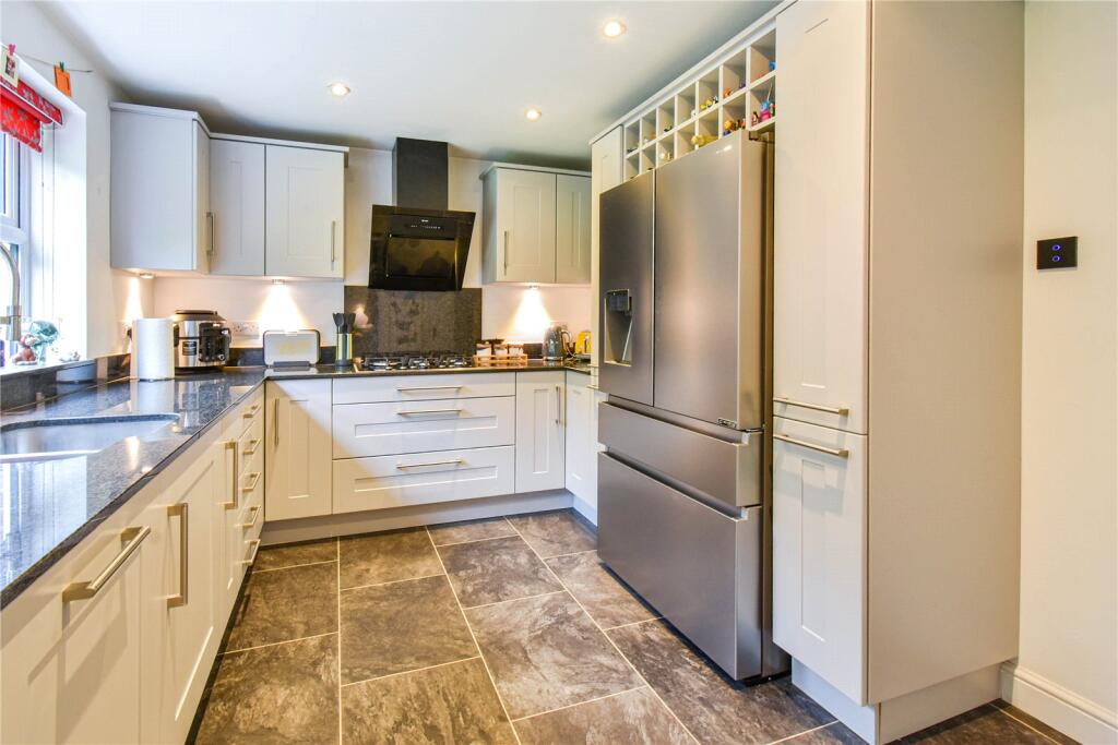 Ash Gate, Thatcham, Berkshire, RG18 photo 5