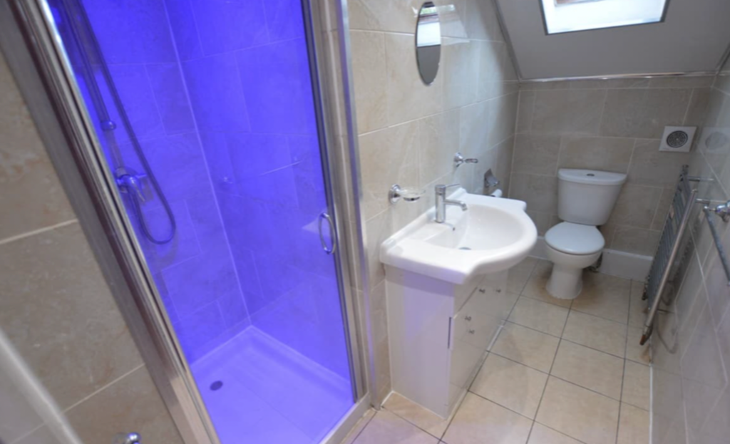 7 bedroom house for rent