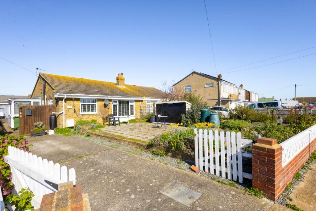 Main image of property: Channon Road, New Romney TN28 8SA