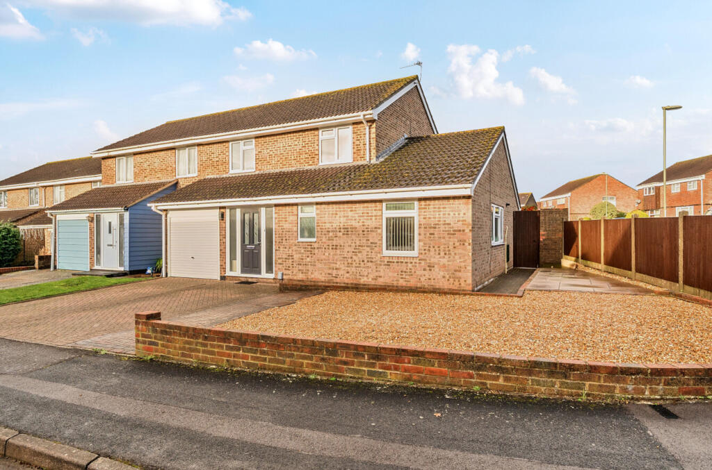 Main image of property: Henley Gardens, Fareham, Hampshire, PO15