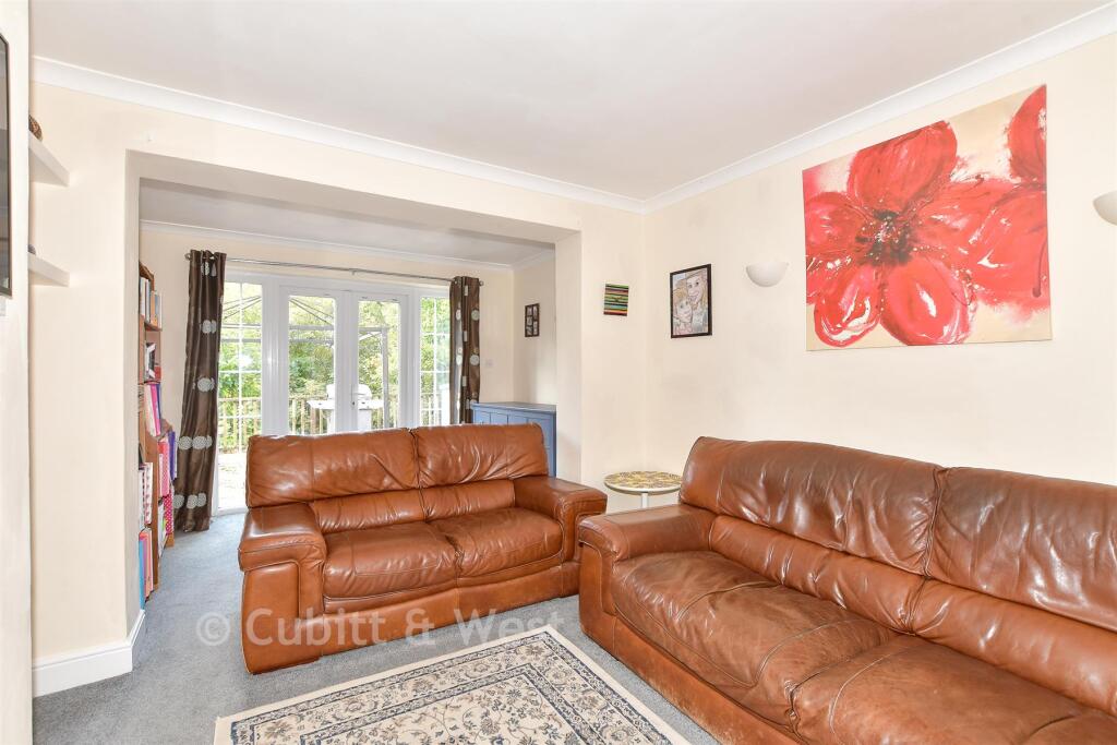 House in Redhill, Earlswood - More