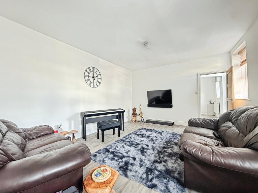Merthyr Road, Abergavenny, NP7 photo 5