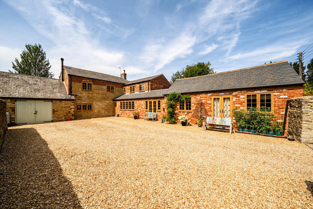 Main image of property: Station Road, Aynho, OX17