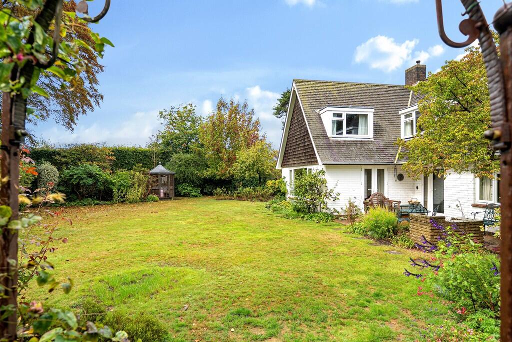 Wisborough Lane, Storrington photo 2