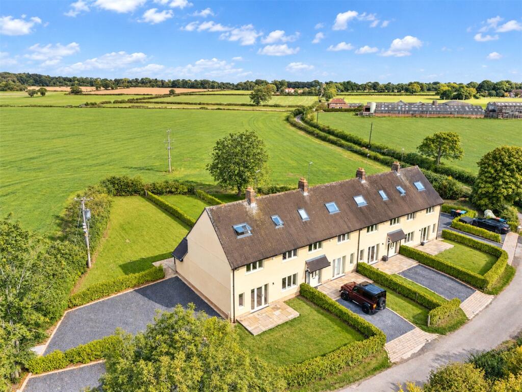 3-bed semi-detached on Pipers Lane, Puddington, Neston, £525,000