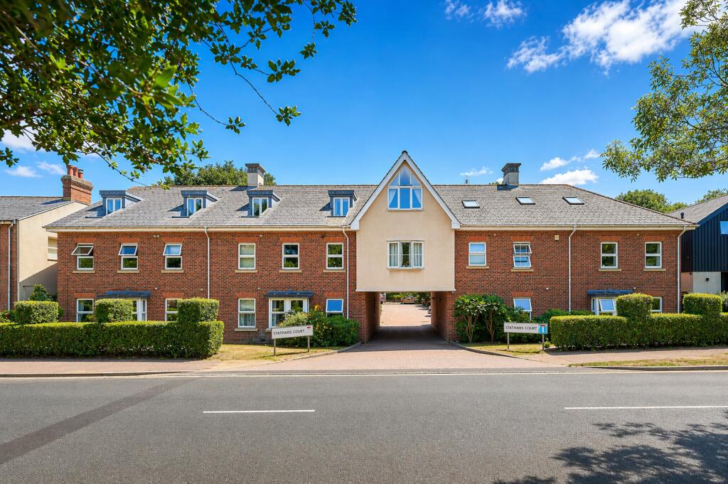 Main image of property: Hemel Hempstead Road, Redbourn, St. Albans, Hertfordshire, AL3