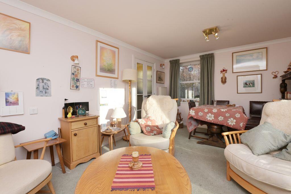 Apartment in Edinburgh, Firrhill, Comiston - View 4