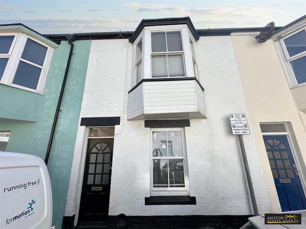 3-bed terraced on Hardwick Street, Weymouth Town Centre, Weymouth, Dorset, £230,000