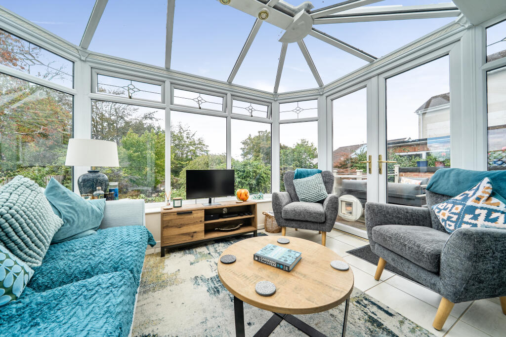 House in Swindon - View 5