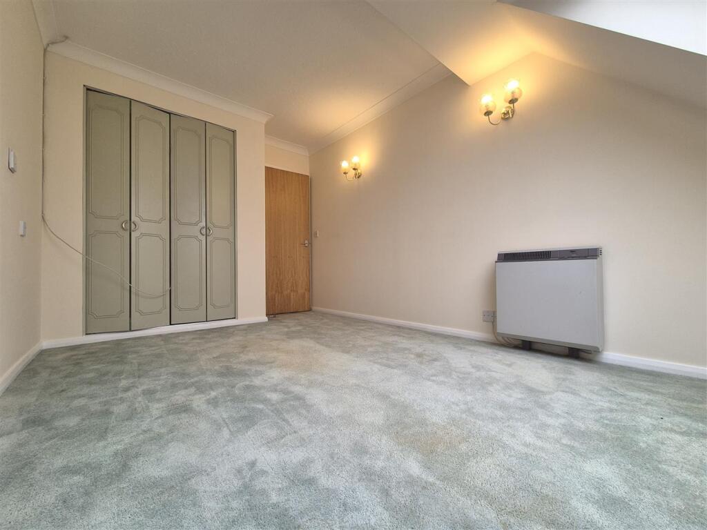 Sunnyhill Road, Poole photo 5