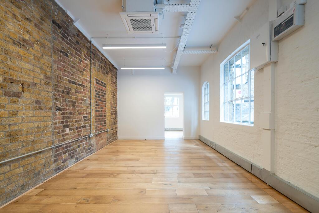 MC4349-6161-HR.jpg