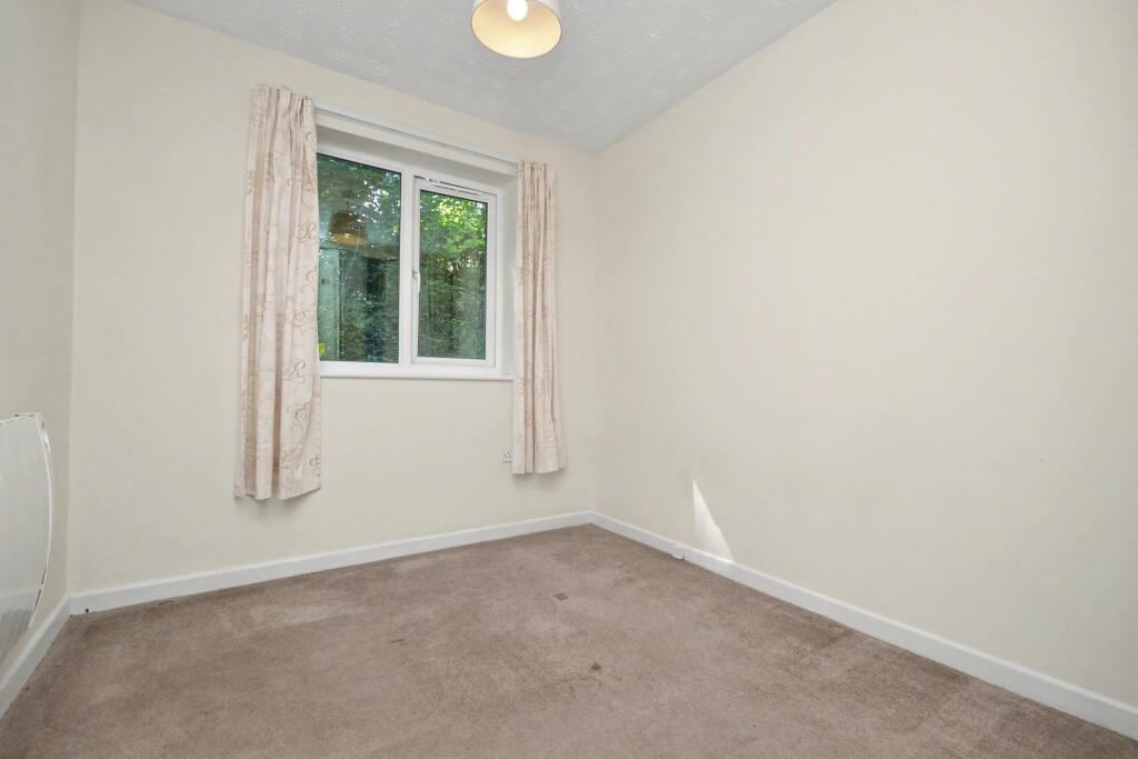 Apartment in Salisbury - More
