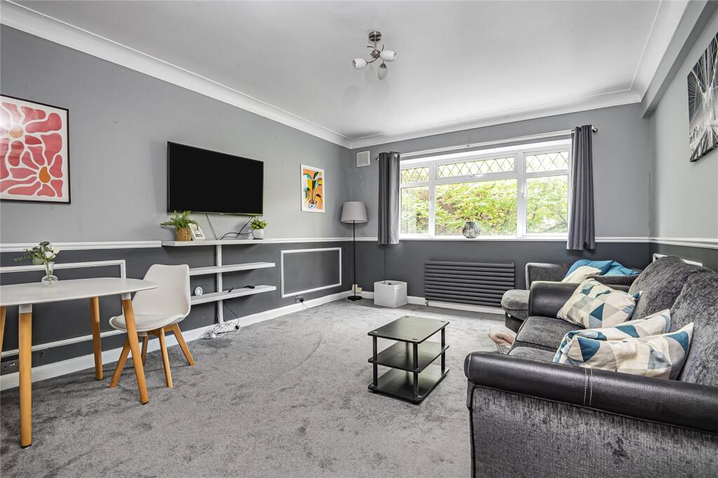 Main image of property: Merton Mansions, Raynes Park, SW20