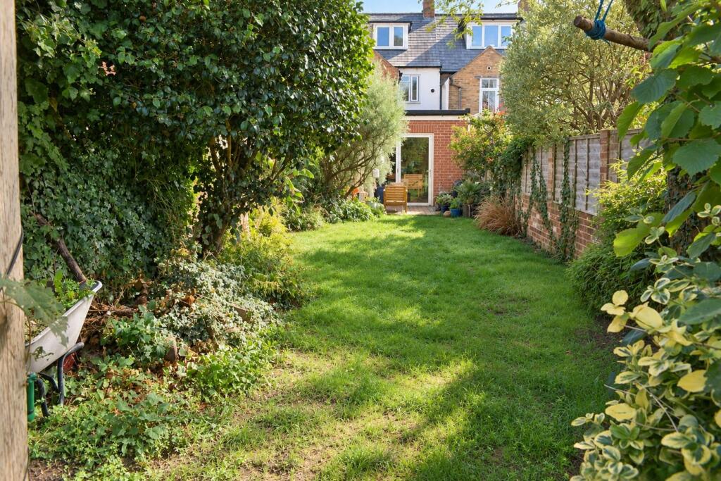 House in Lymington - View 3