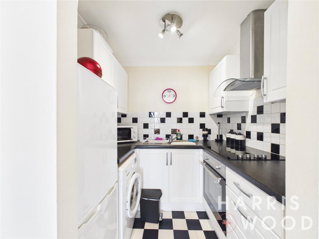Apartment in Colchester - More