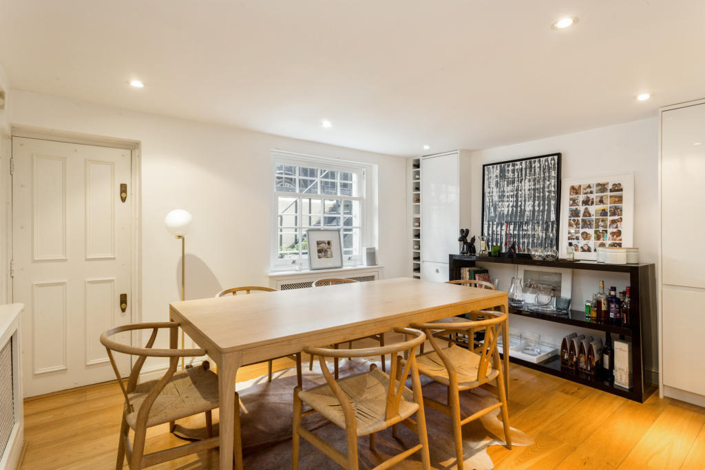 House in London - More