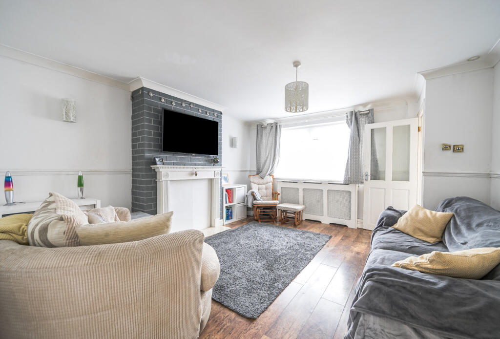 Tudor Close, Oldland Common, Bristol, Gloucestershire, BS30 - View 2
