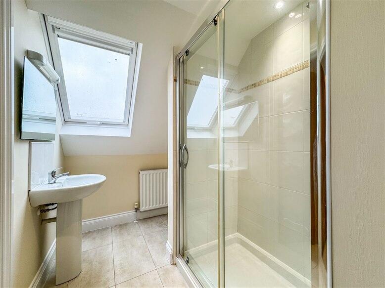 Additional image 13 of Willoughby Road, Harpenden, AL5