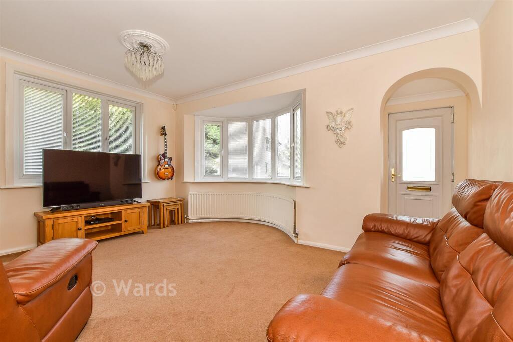 House in Tonbridge - More