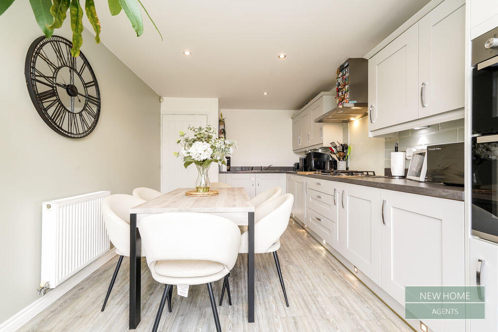 House in Wakefield - View 4