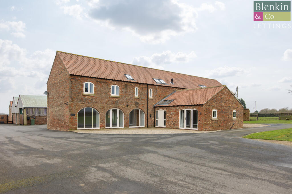 Main image of property: Sandhill Farm, Low Road, Thirkleby, Thirsk, YO7 2BE