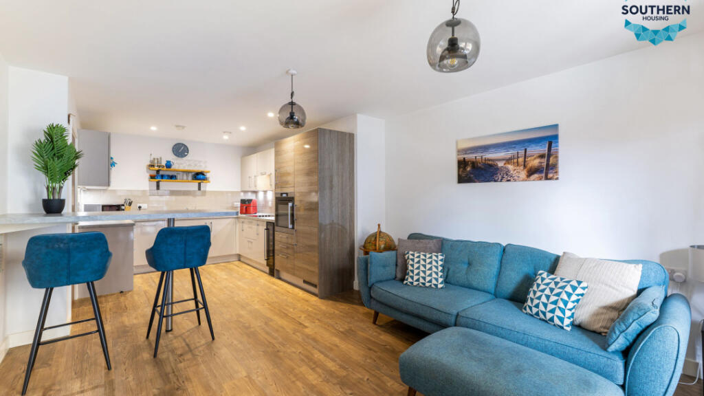 Apartment in Hove, Brighton and Hove - More