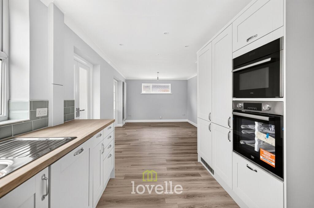 House in Doncaster - View 4