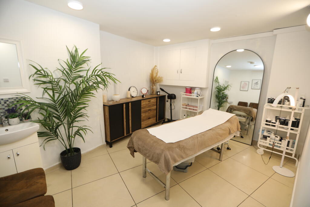 Main image of property: New Kings Road, London, SW6