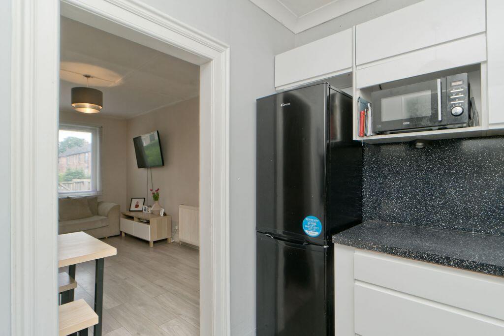 26 Stenhouse Avenue, Stenhouse, Edinburgh, EH11 3HZ - View 5