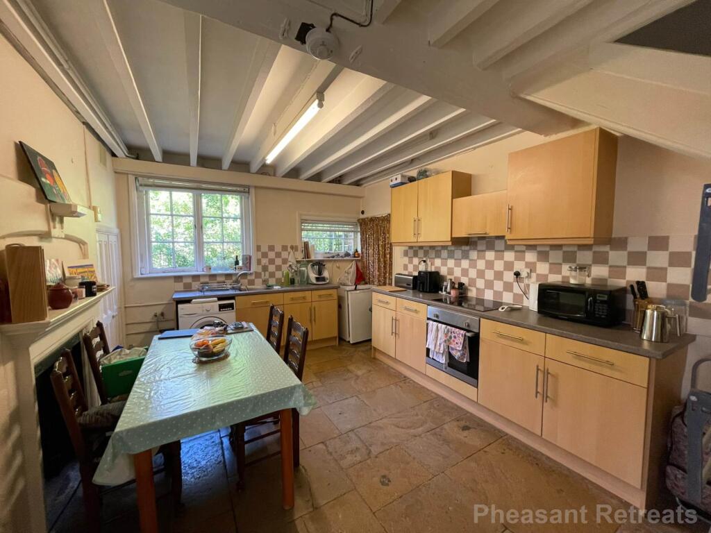 Apartment in Oxford - View 3