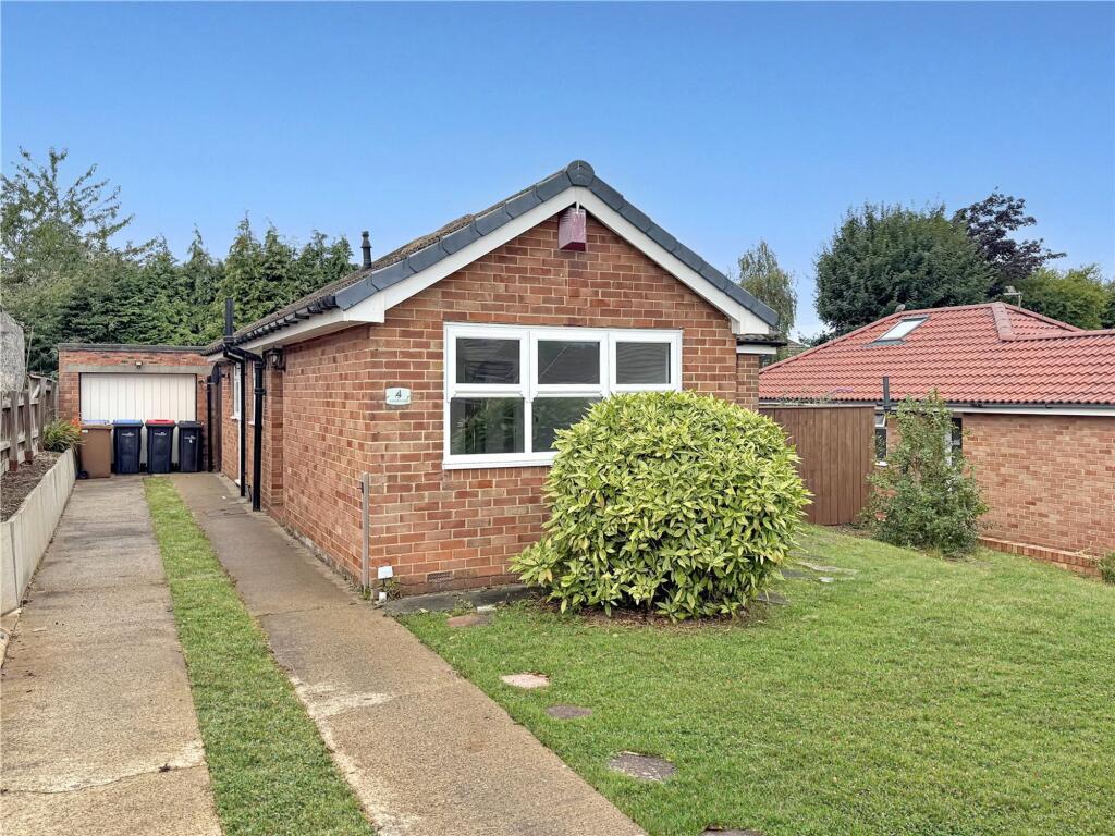 House in Middlesbrough, Nunthorpe - View 2