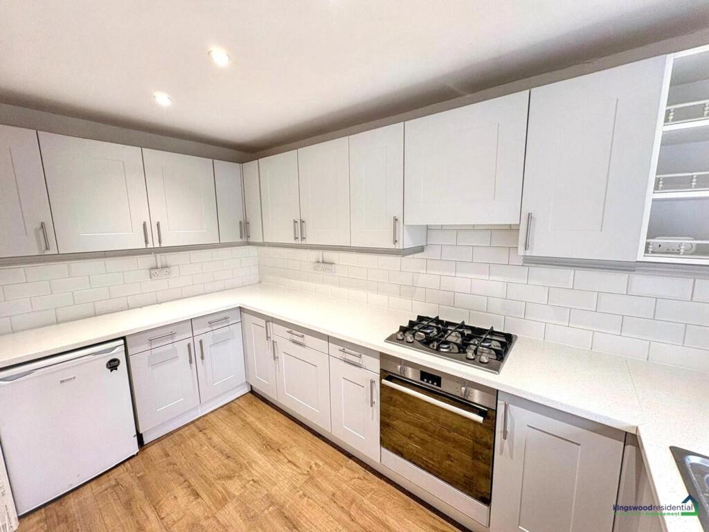 Main image of property: Lucerne Close, Wilford, Nottingham, NG11 7BB
