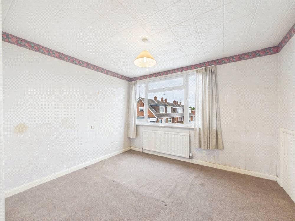 House in Gloucester, Kingsway, Grange - More