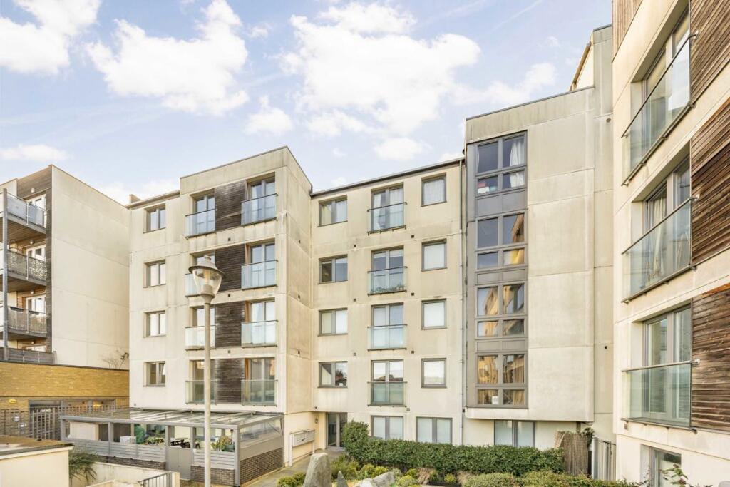 Main image of property: Garden Road, Richmond