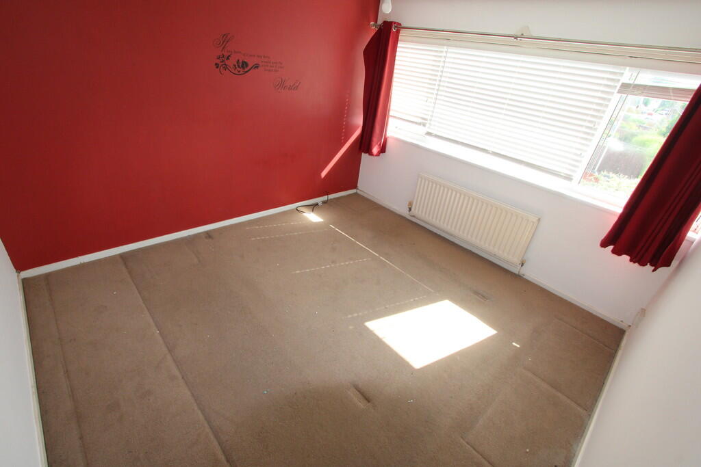 House in Solihull, Fordbridge - More