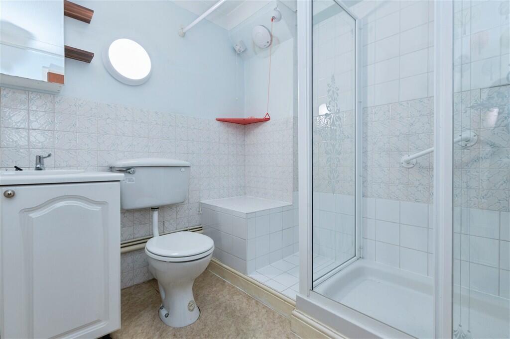 Apartment in Bournemouth - View 5