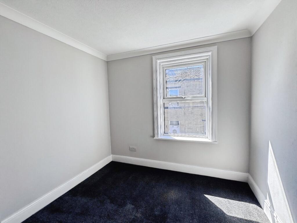Claremont Street, Cleckheaton, BD19 - View 6
